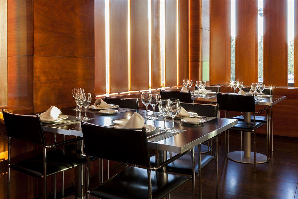 Ac Hotel Ponferrada By Marriott Kültér fotó