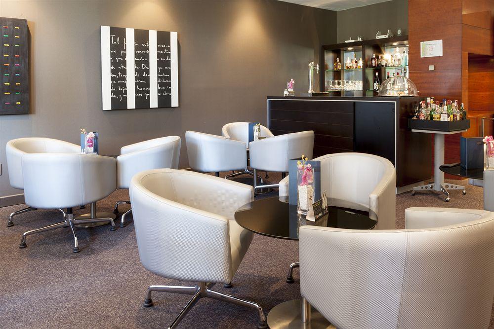 Ac Hotel Ponferrada By Marriott Kültér fotó