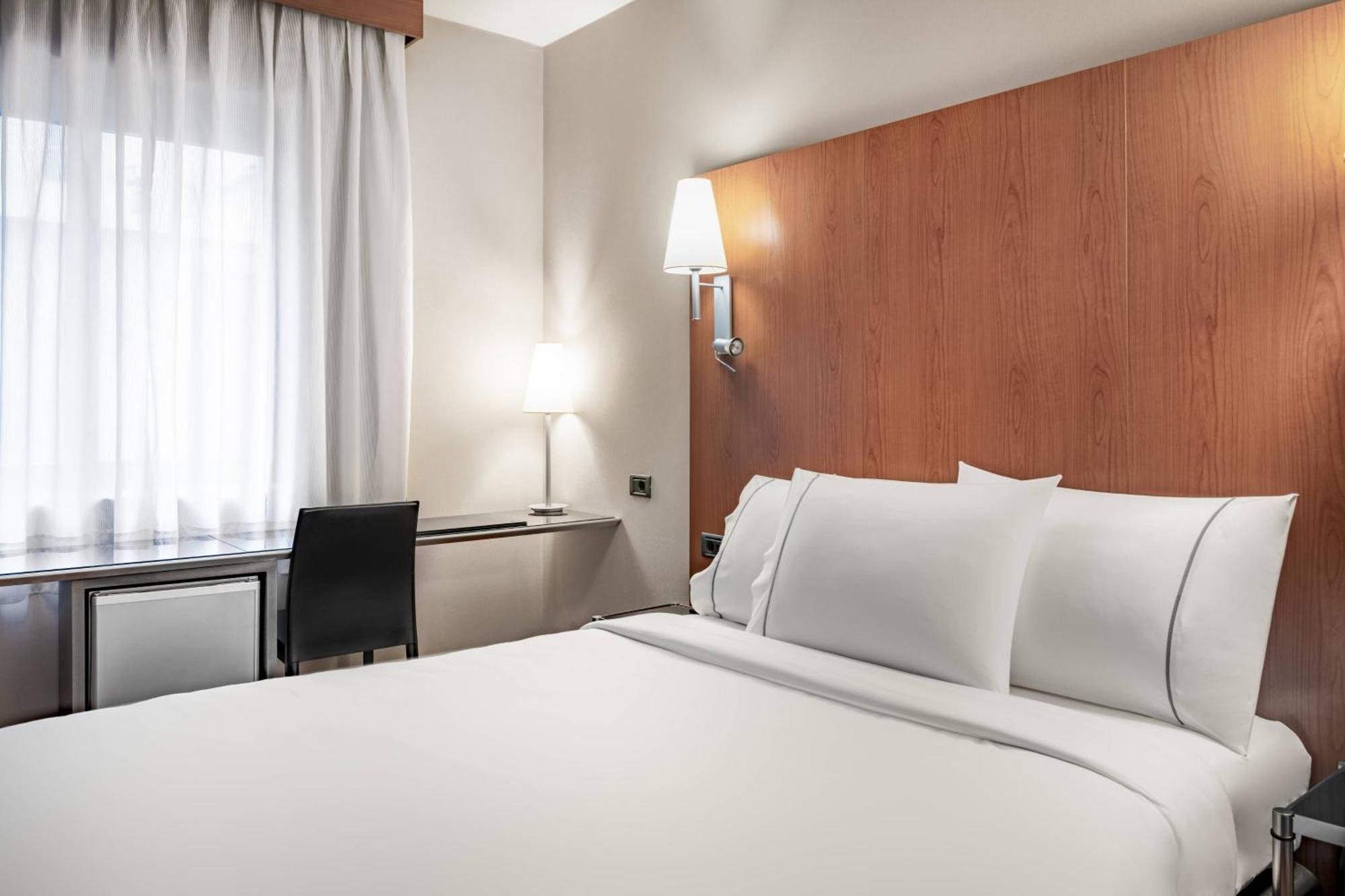 Ac Hotel Ponferrada By Marriott Kültér fotó