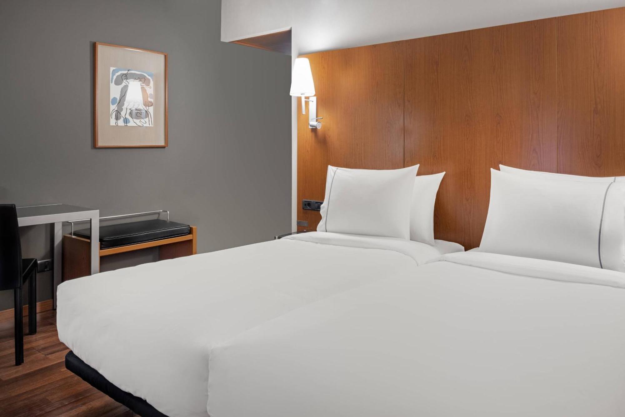 Ac Hotel Ponferrada By Marriott Kültér fotó
