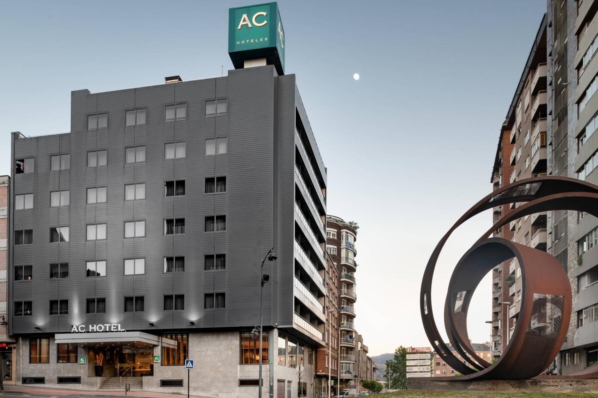 Ac Hotel Ponferrada By Marriott Kültér fotó