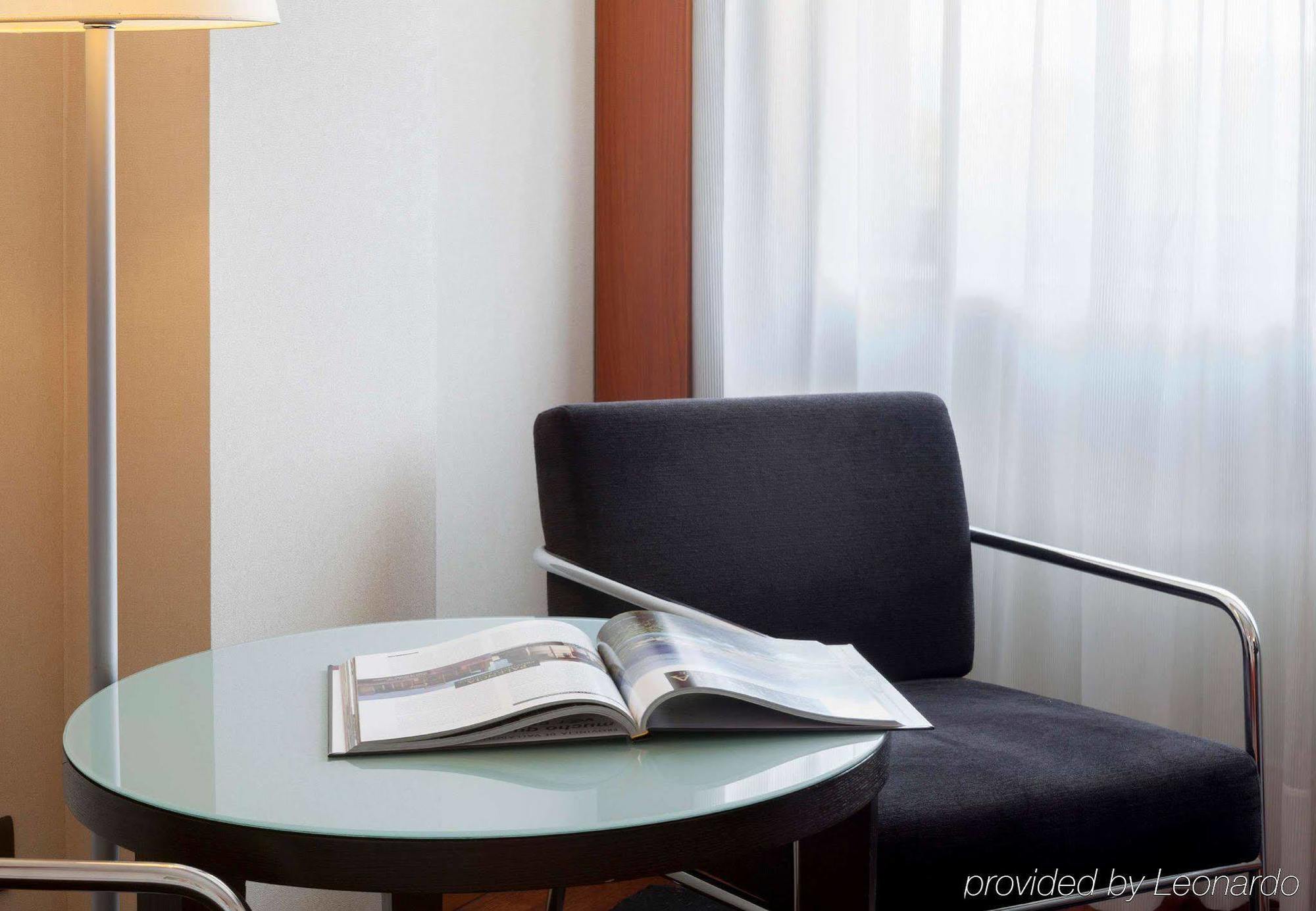 Ac Hotel Ponferrada By Marriott Kültér fotó