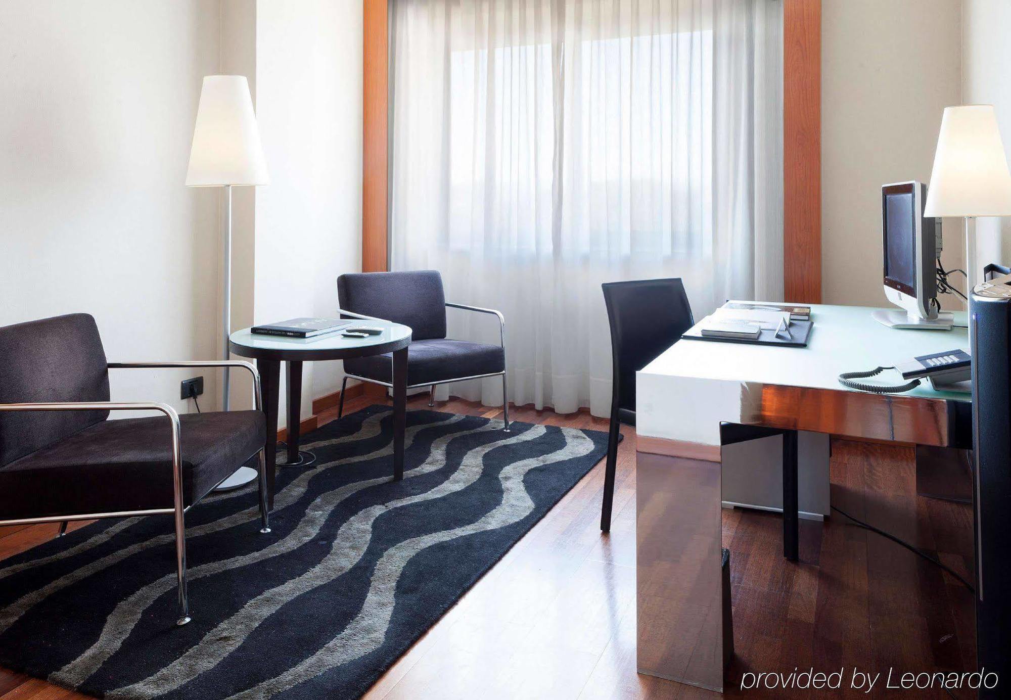 Ac Hotel Ponferrada By Marriott Kültér fotó