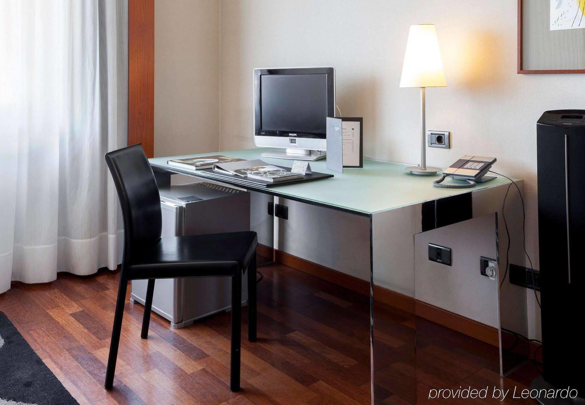 Ac Hotel Ponferrada By Marriott Kültér fotó